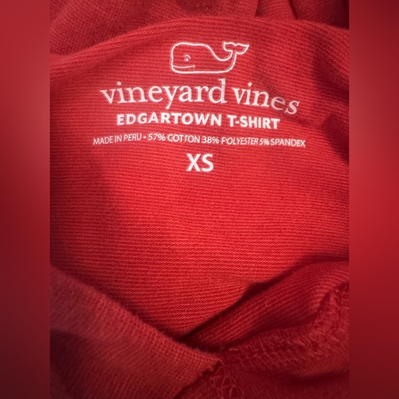 Vineyard Vines Edgartown Red t-shirt hoodie - Picture 5 of 7